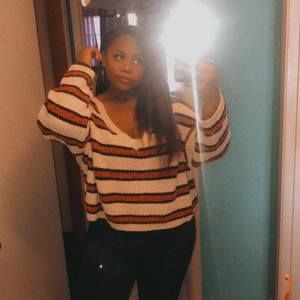 Meet your Posher, Aisya